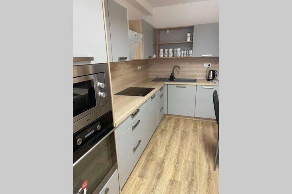 Apartman Solax, Ucnovska 8, Kosice Saca מראה חיצוני תמונה